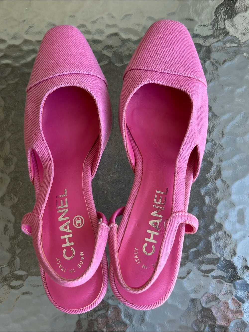 CHANEL Pink Denim CC Slingback Heels sz 37 US 6.5